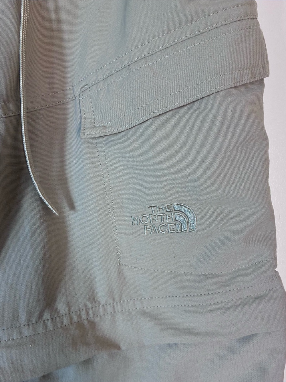 The North Face Paramount Peak Convertible Hiking Pants Zip Off Women’s 10 Short - Picture 2 of 16